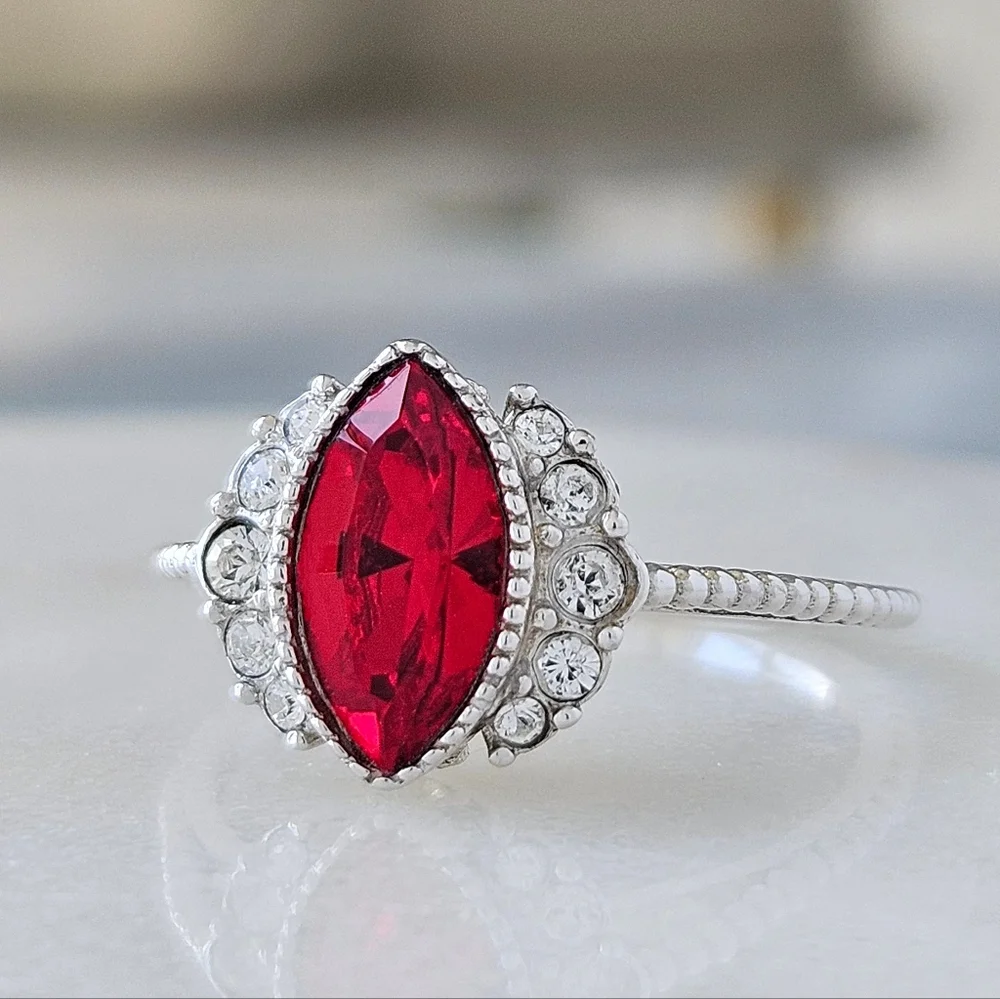 Marquise Red Swarovski Ring, 925 Sterling Silver Ruby Collection - Picture 5 of 5